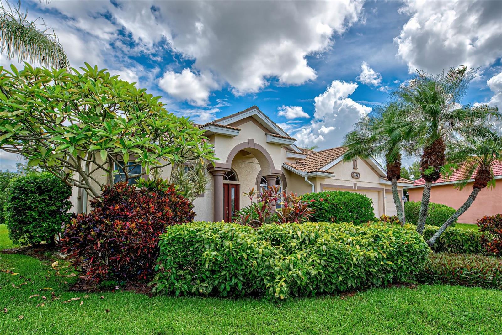 STONEBRIDGE - Residential