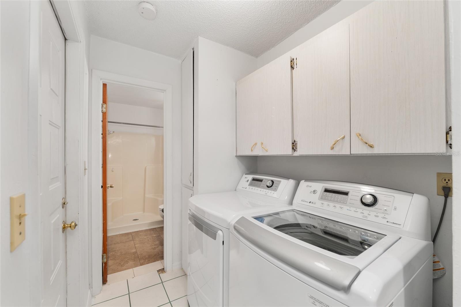 POINT O WOODS UNIT 02 - Residential