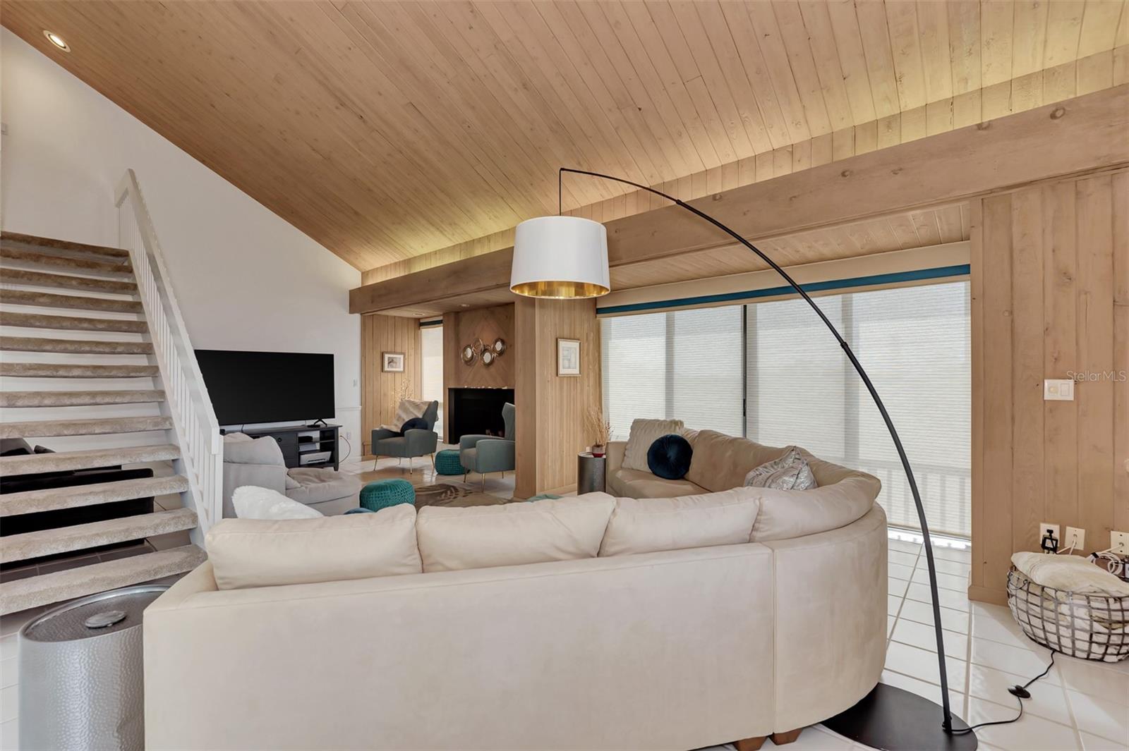SANDY COVE IV - Residential Lease
