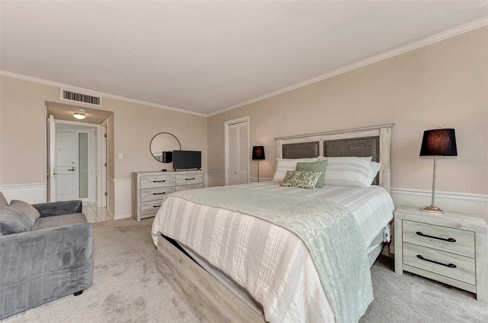 SANDY COVE IV - Residential Lease