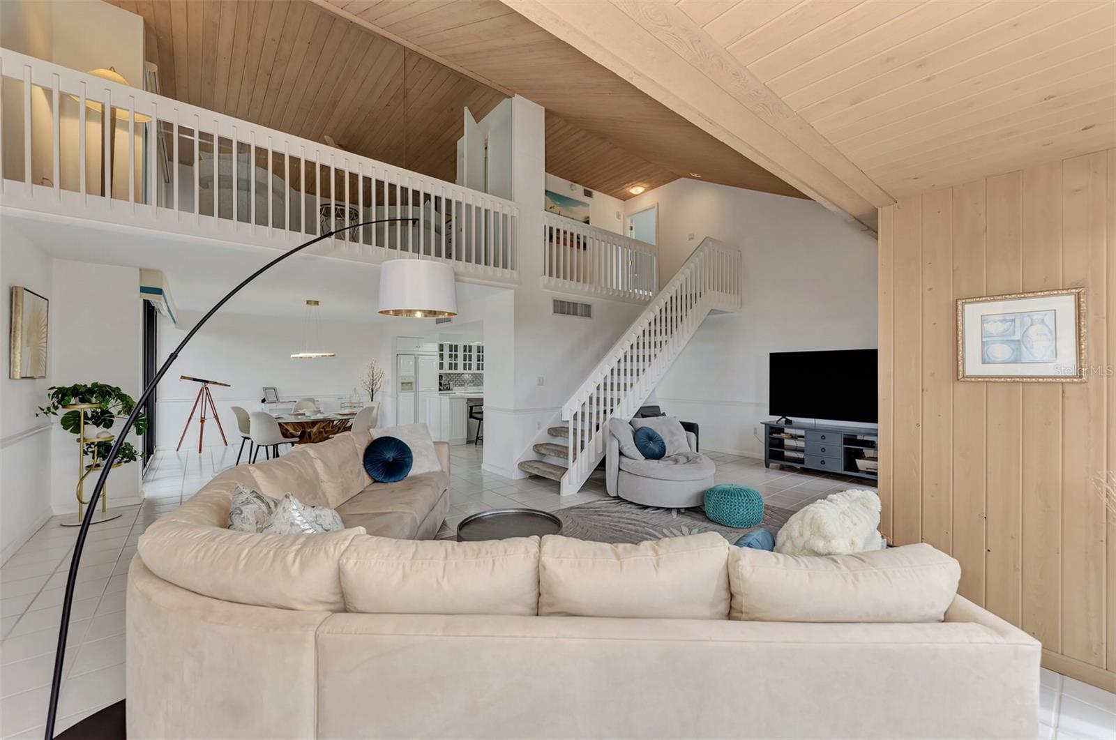 SANDY COVE IV - Residential Lease