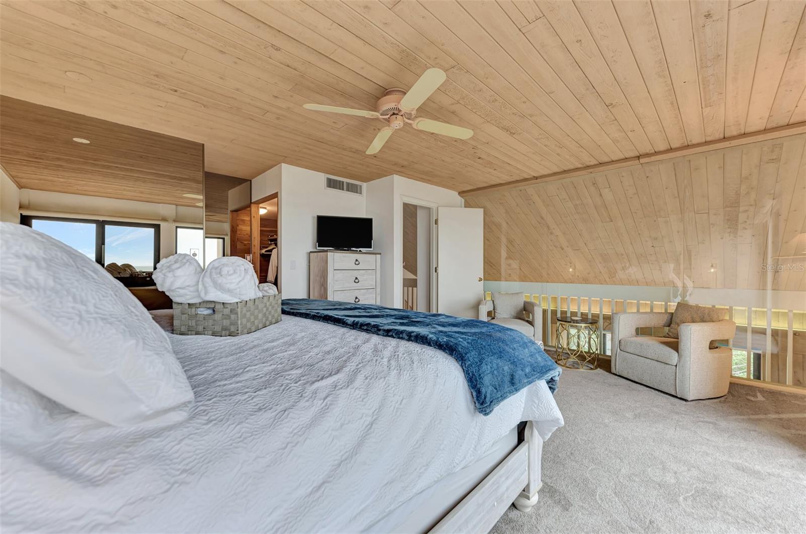SANDY COVE IV - Residential Lease