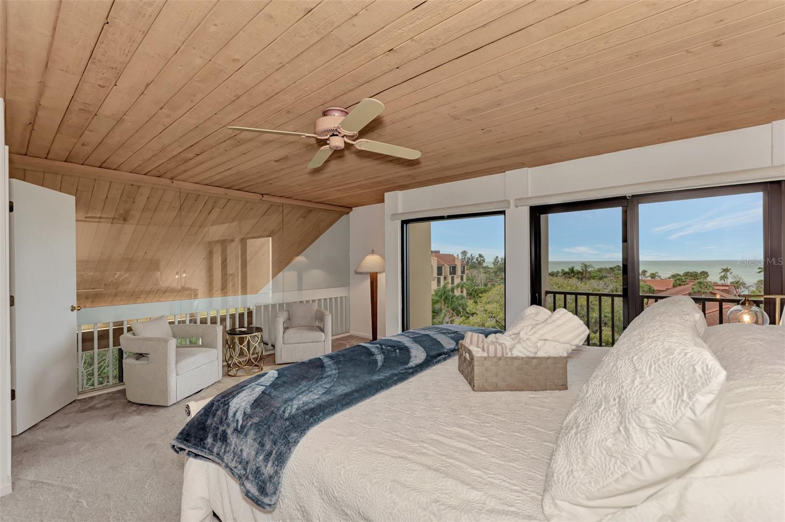 SANDY COVE IV - Residential Lease