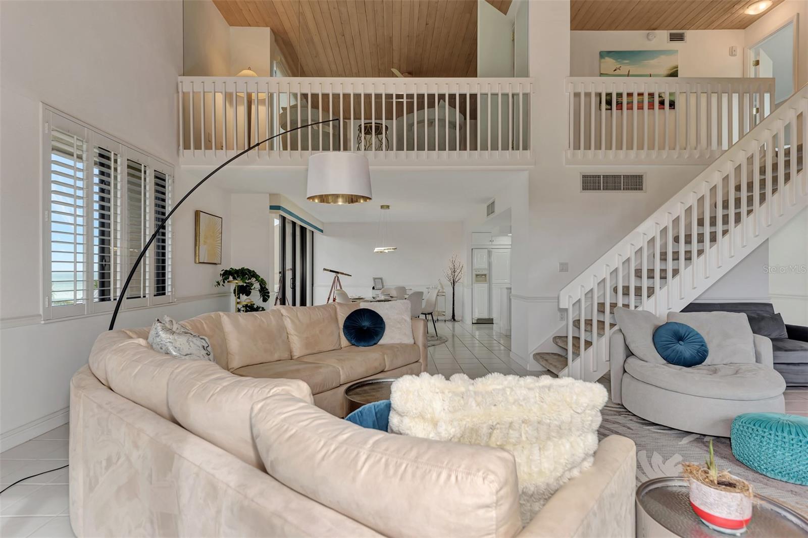 SANDY COVE IV - Residential Lease