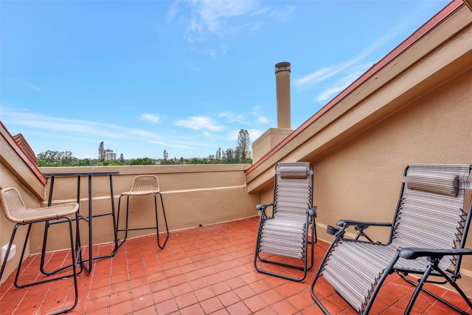 SANDY COVE IV - Residential Lease