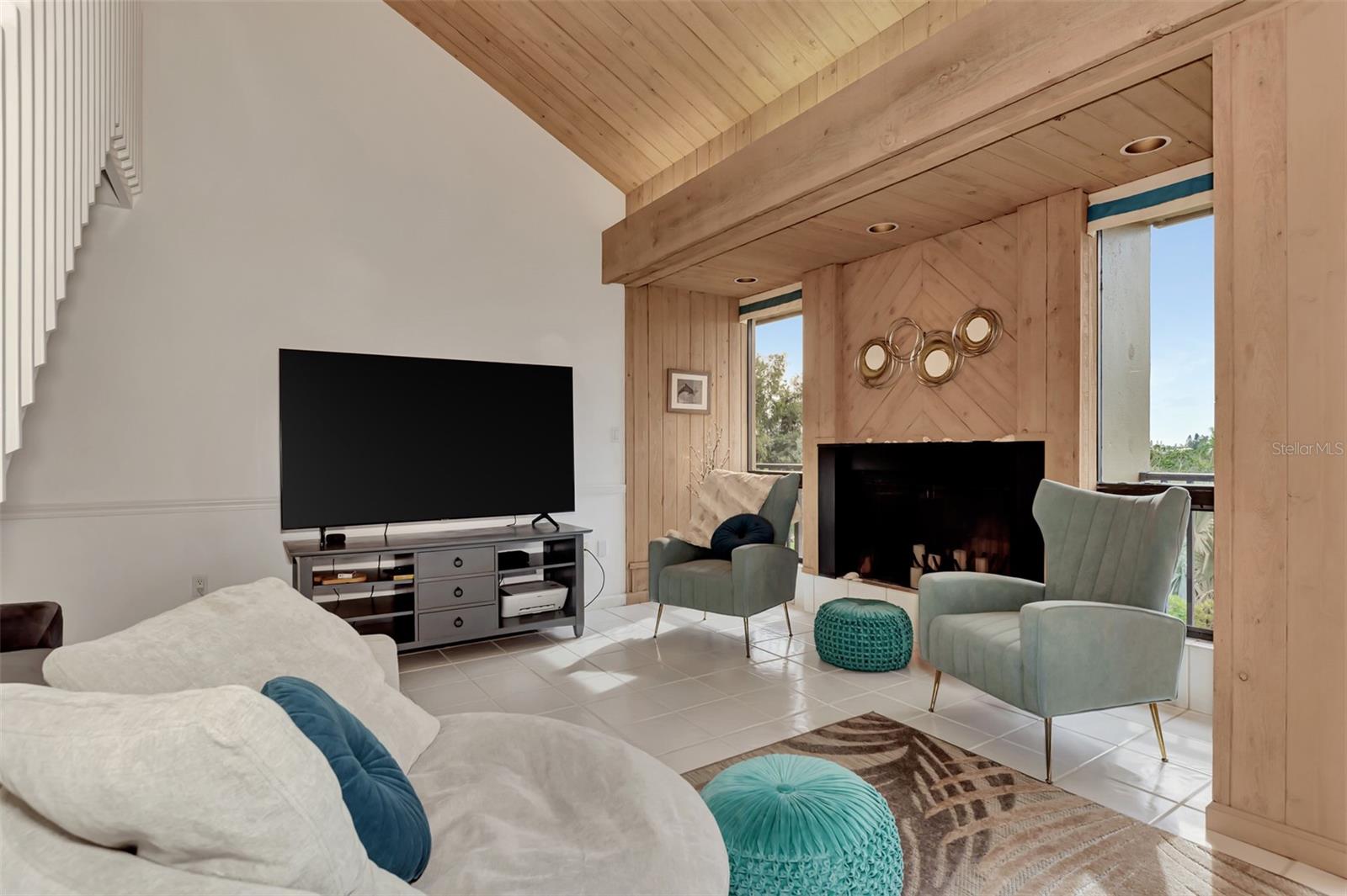 SANDY COVE IV - Residential Lease