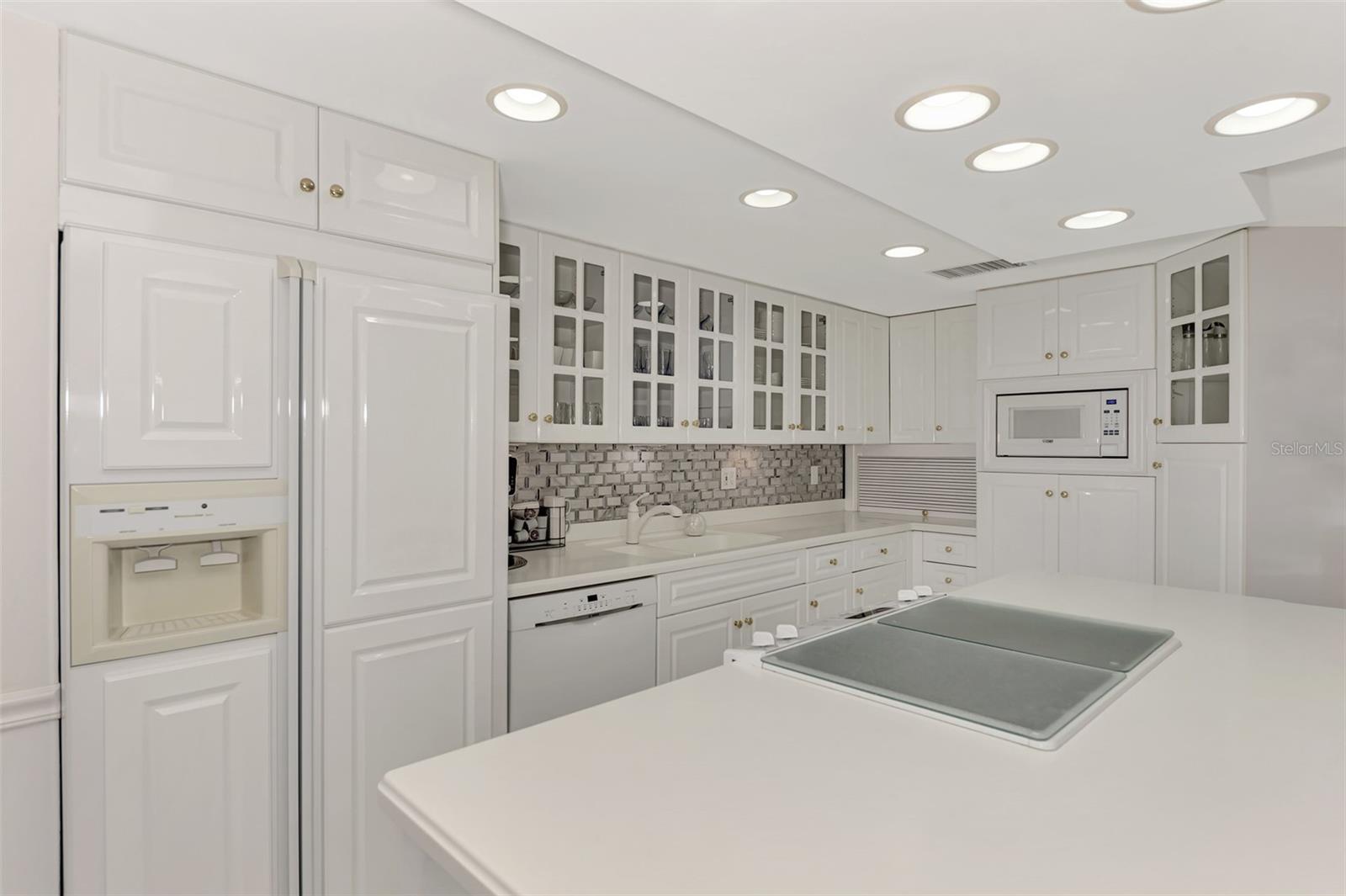 SANDY COVE IV - Residential Lease
