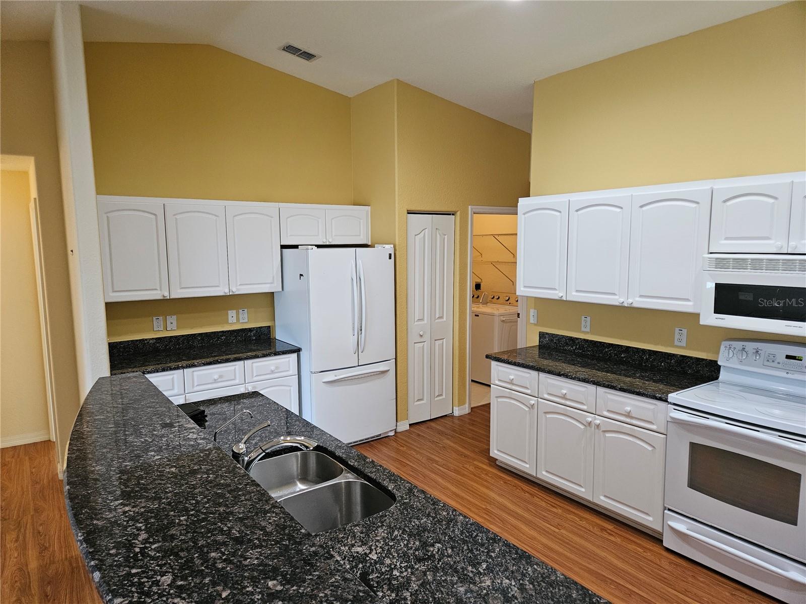 CHERRYWOOD ESTATE - Residential