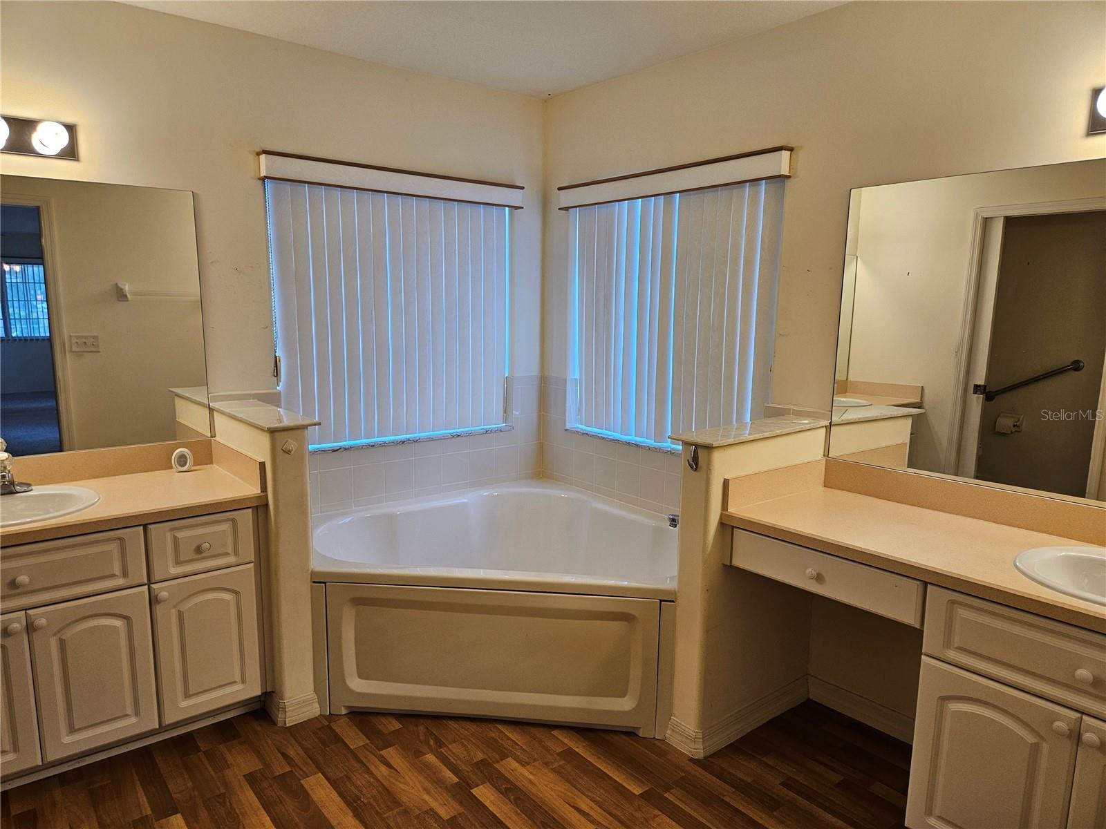 CHERRYWOOD ESTATE - Residential