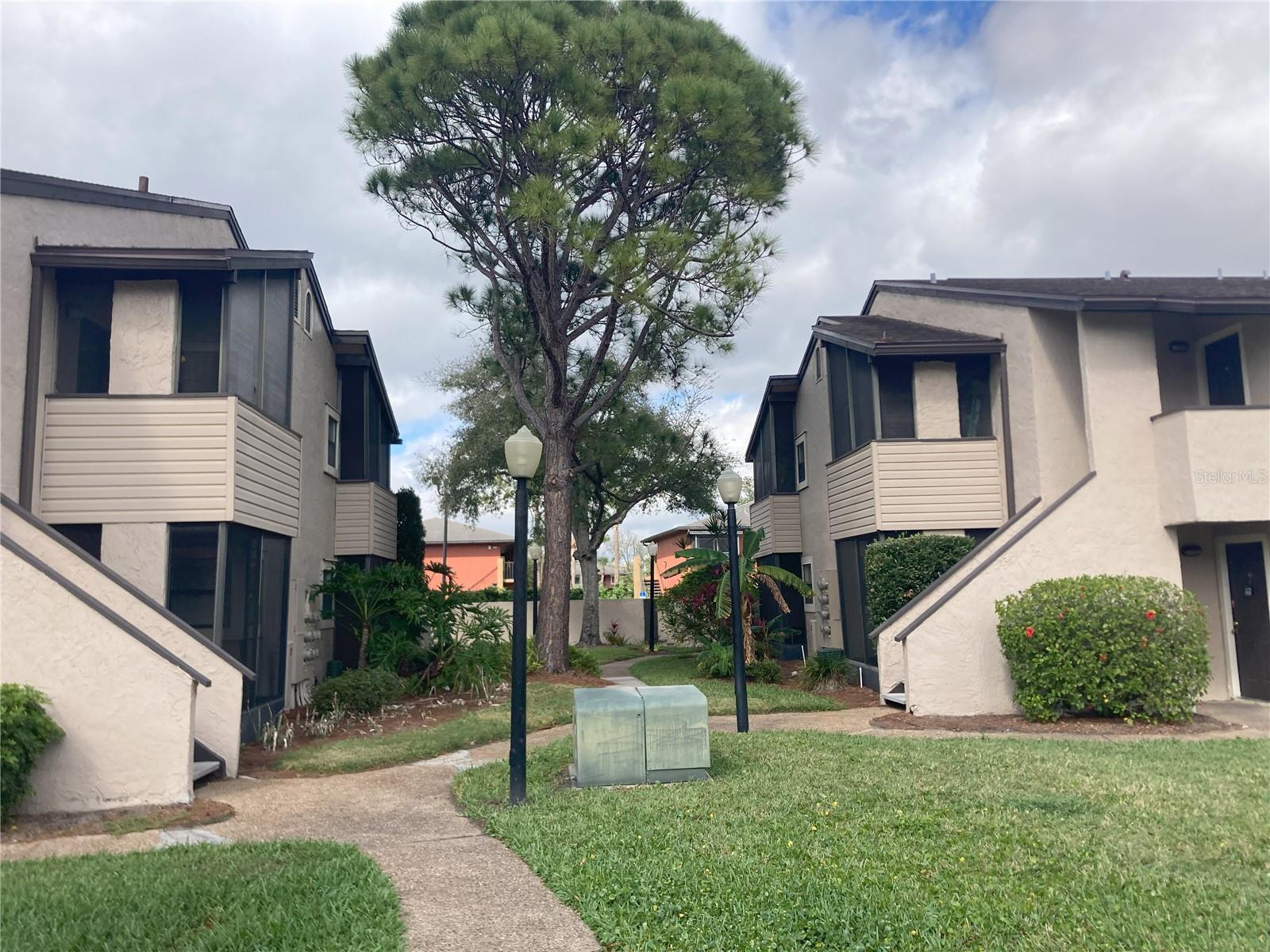 PARKVIEW VILLAGE CONDO BLVD 2918 - Residential