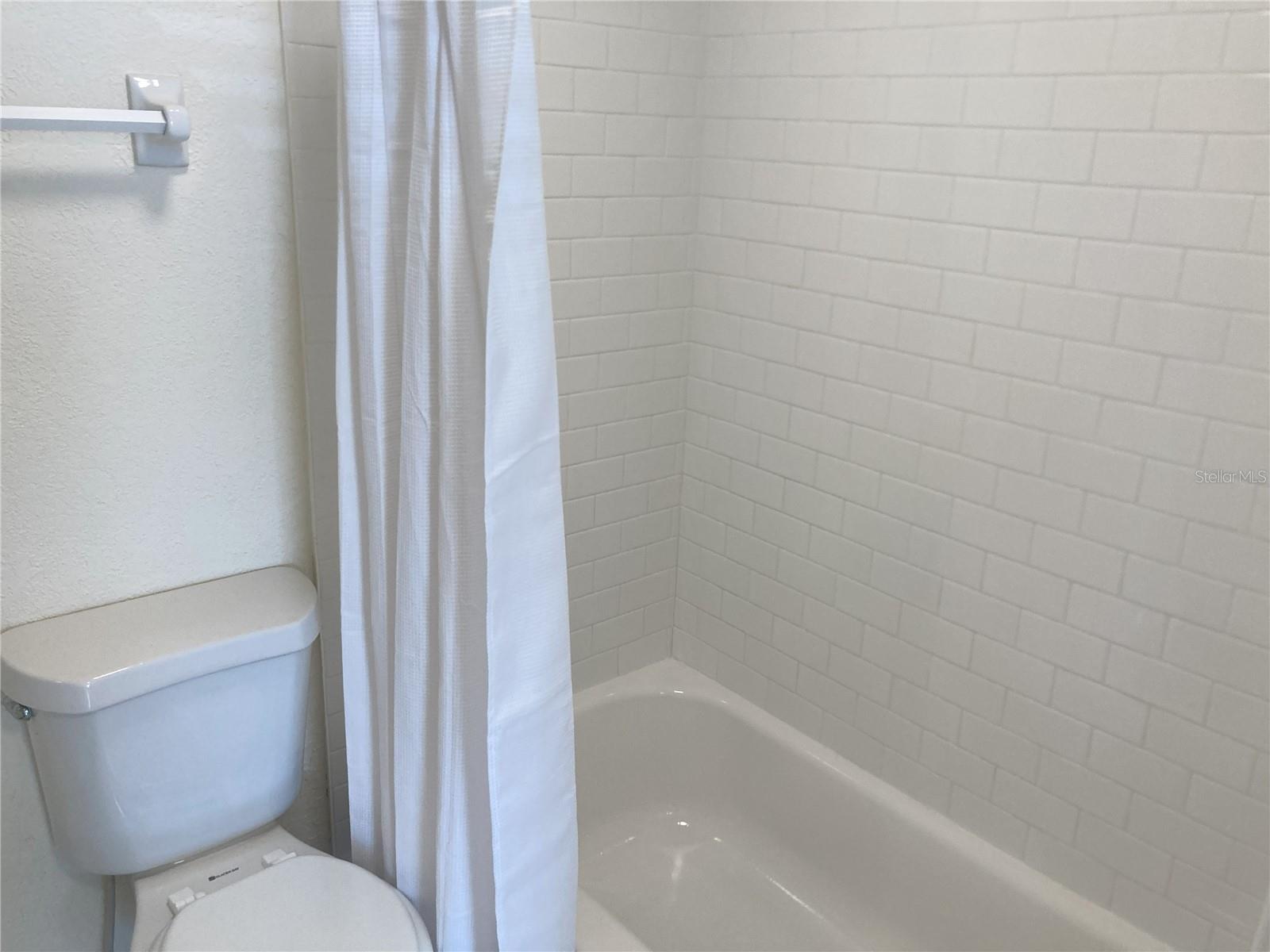 PARKVIEW VILLAGE CONDO BLVD 2918 - Residential