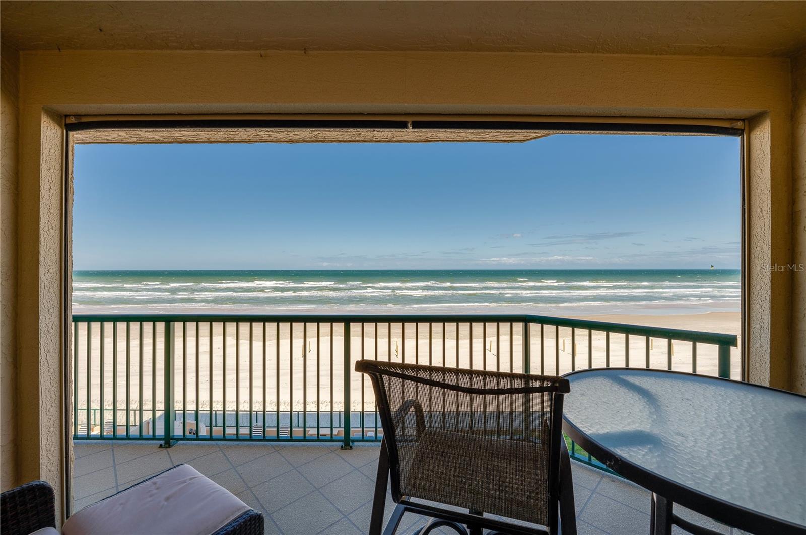 TOWERS AT PONCE INLET TOWER 01 CONDO - Residential