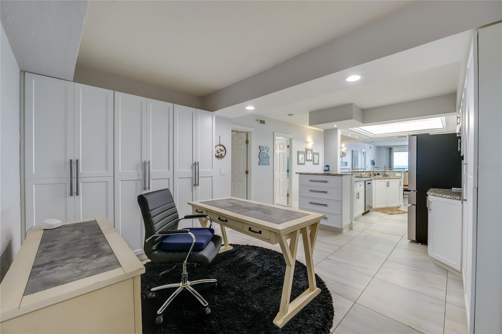 4575 S ATLANTIC AVENUE 6304