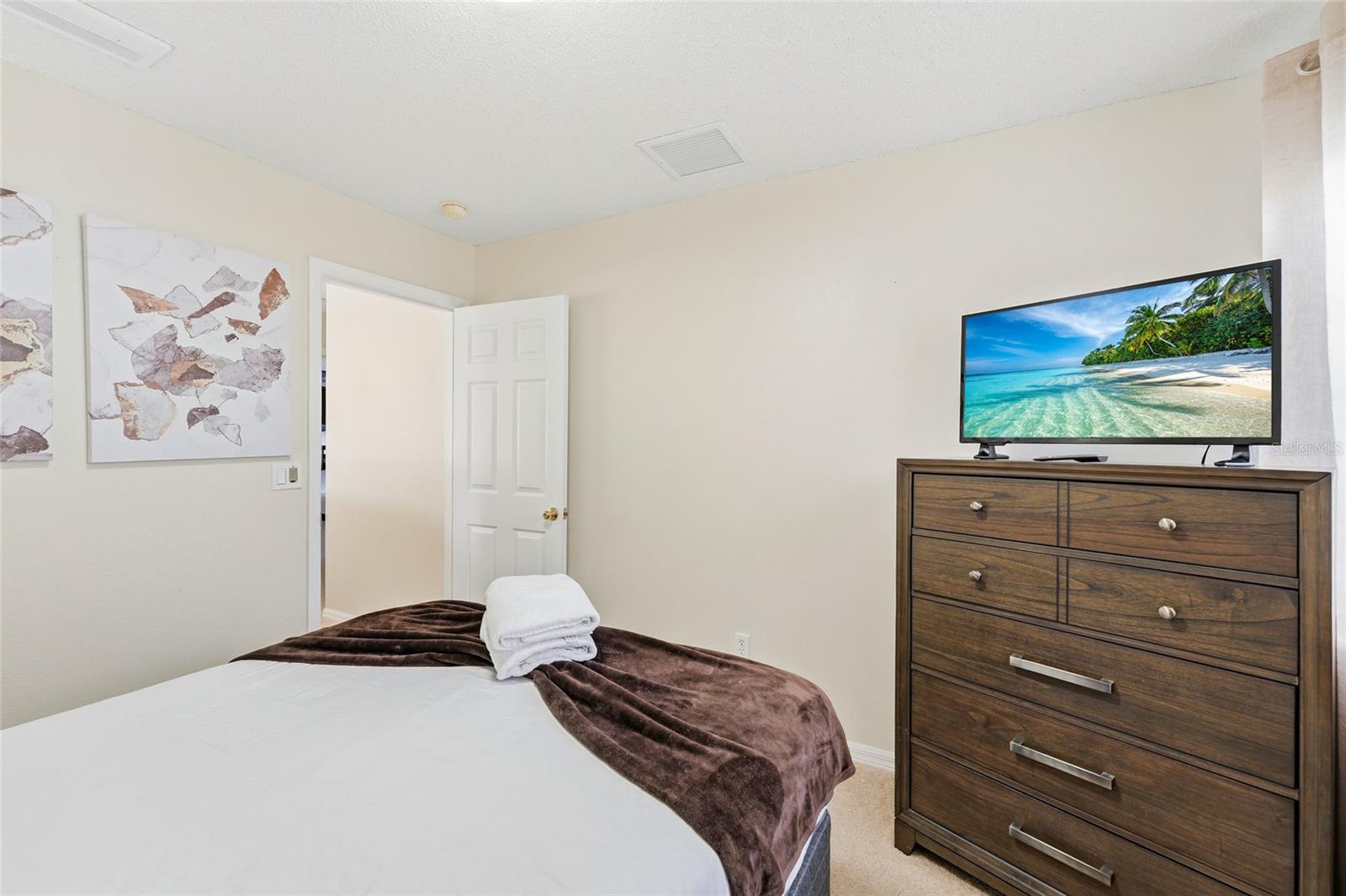 EMERALD ISLAND RESORT PH 1 - Residential