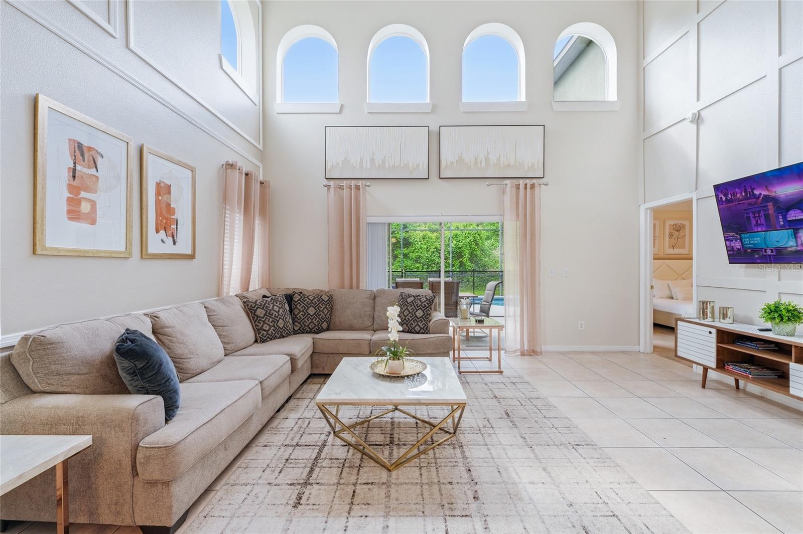 EMERALD ISLAND RESORT PH 1 - Residential