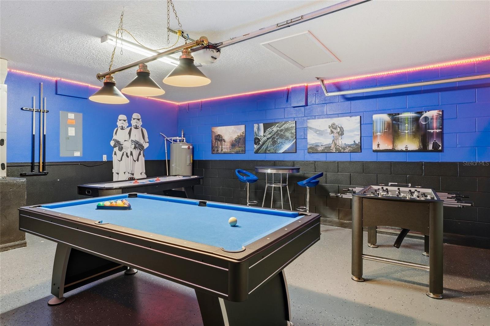 EMERALD ISLAND RESORT PH 1 - Residential