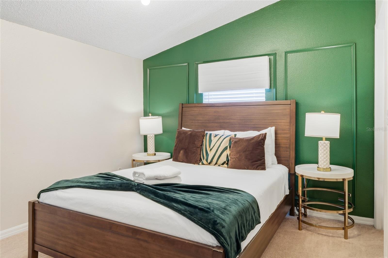 EMERALD ISLAND RESORT PH 1 - Residential