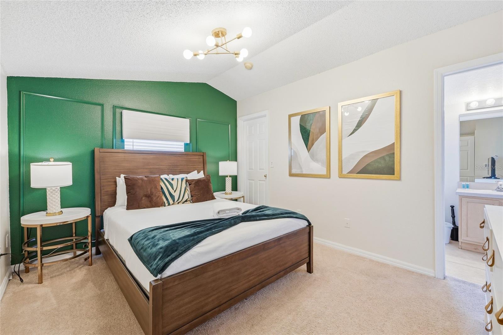 EMERALD ISLAND RESORT PH 1 - Residential