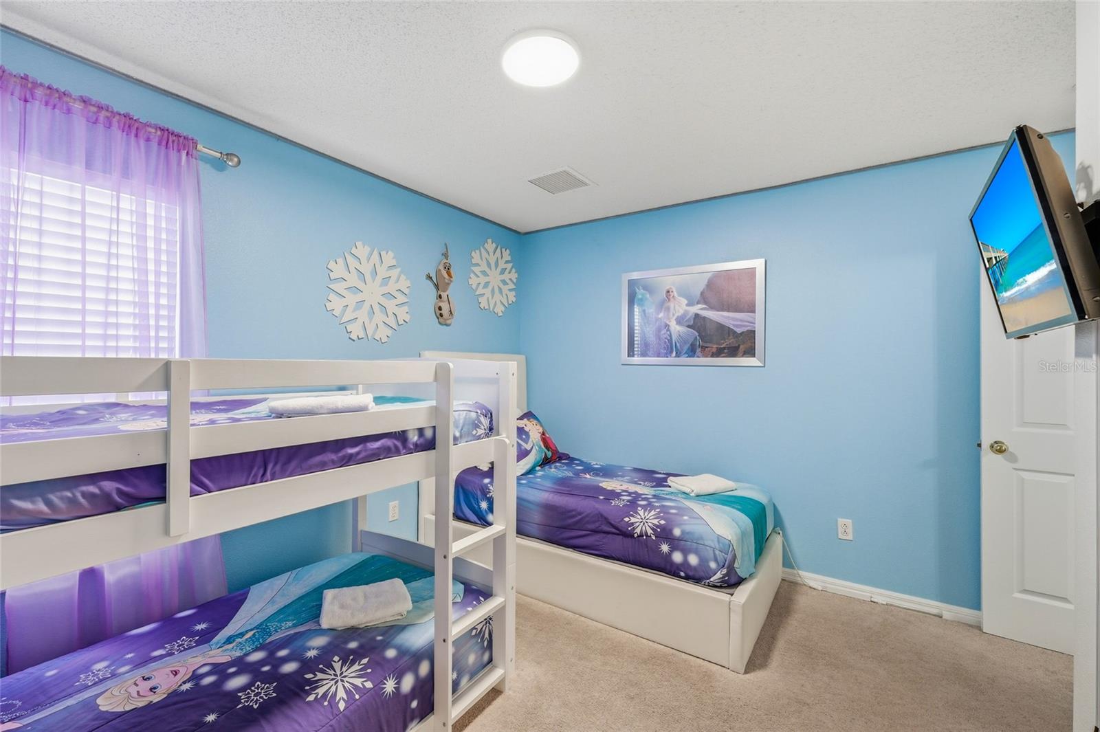 EMERALD ISLAND RESORT PH 1 - Residential