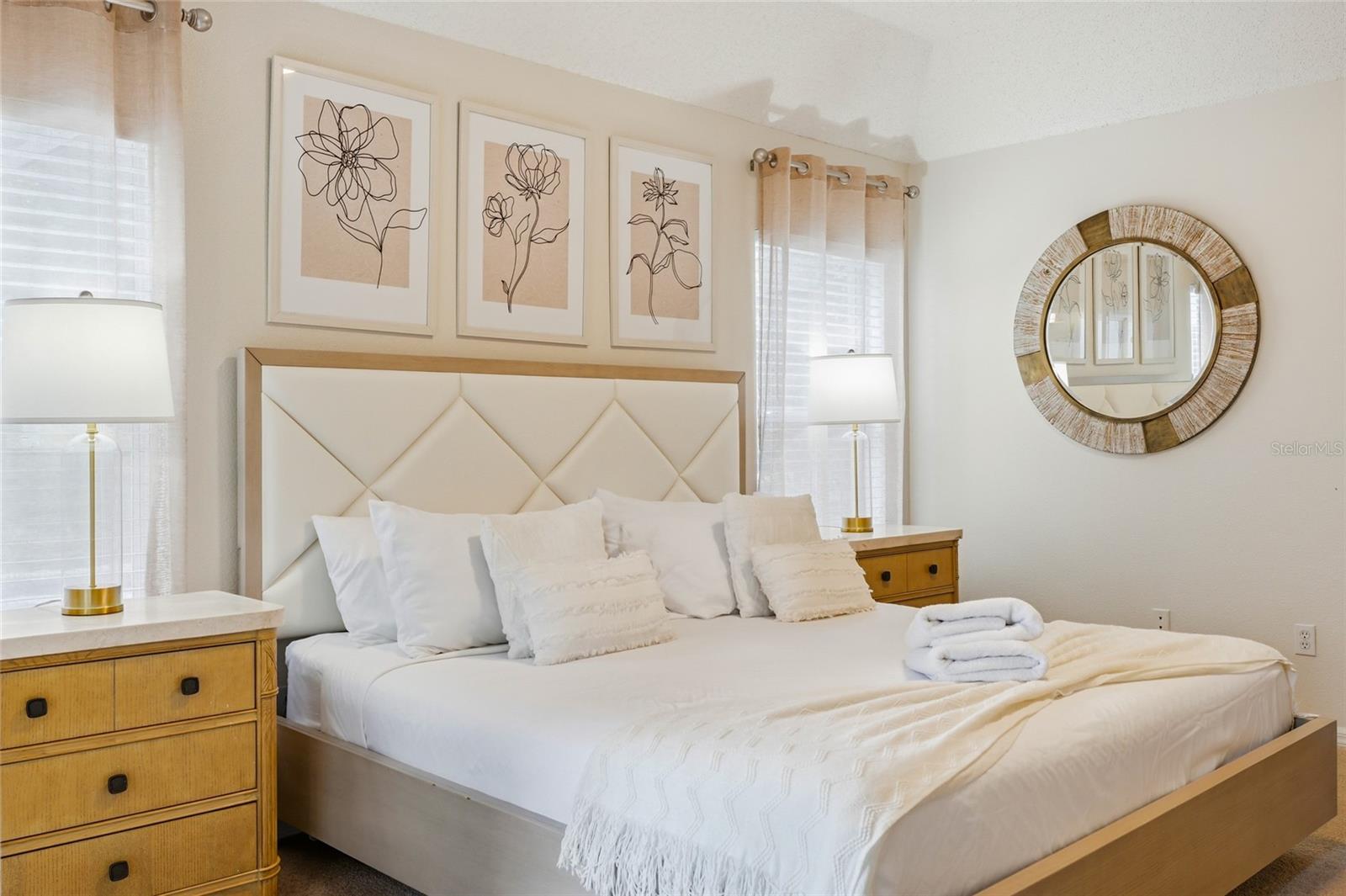 EMERALD ISLAND RESORT PH 1 - Residential