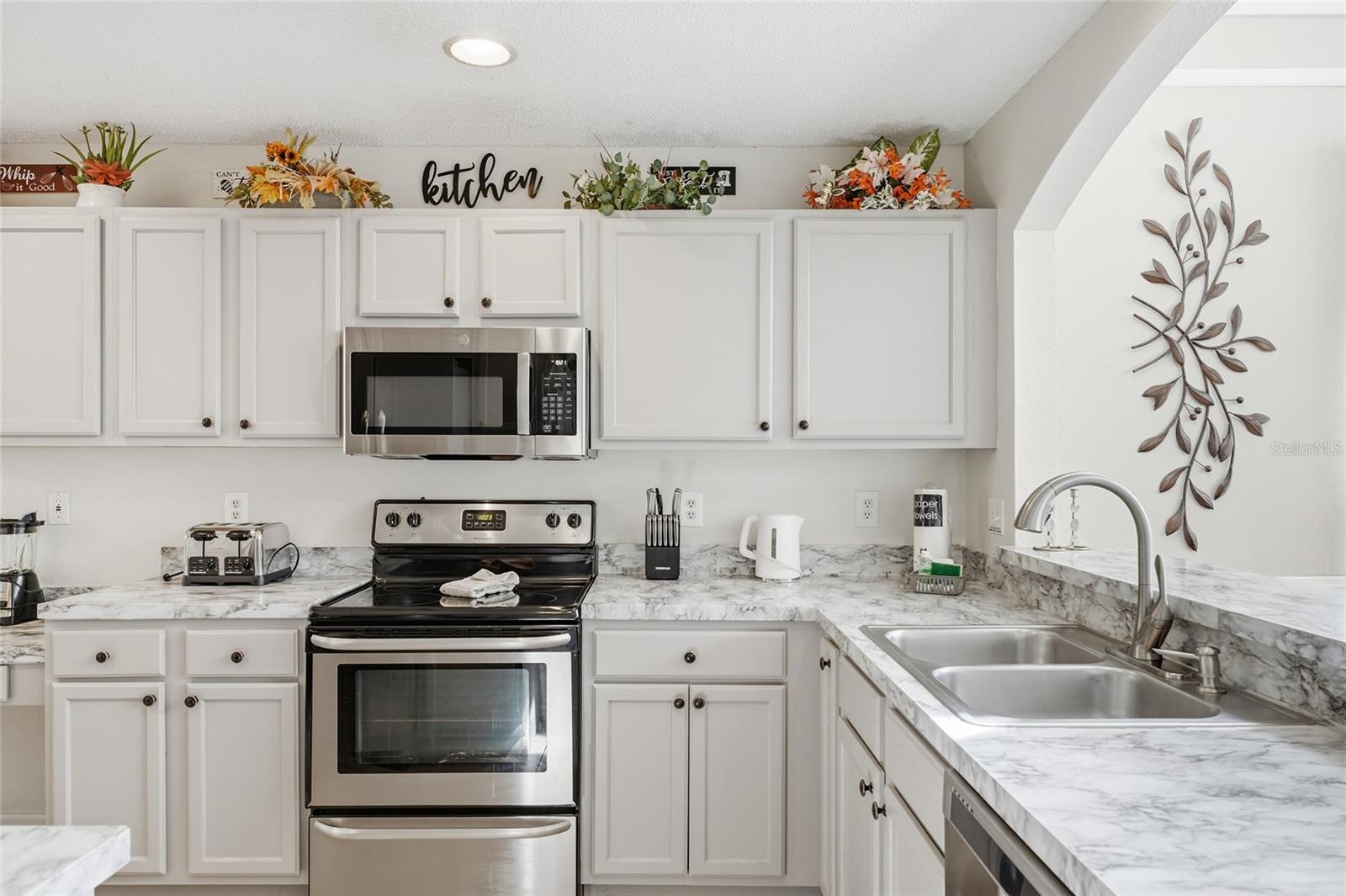 EMERALD ISLAND RESORT PH 1 - Residential