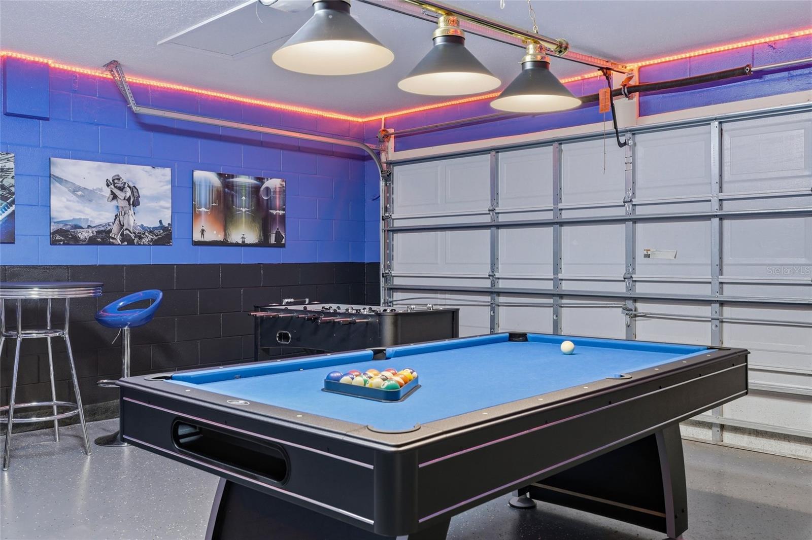 EMERALD ISLAND RESORT PH 1 - Residential