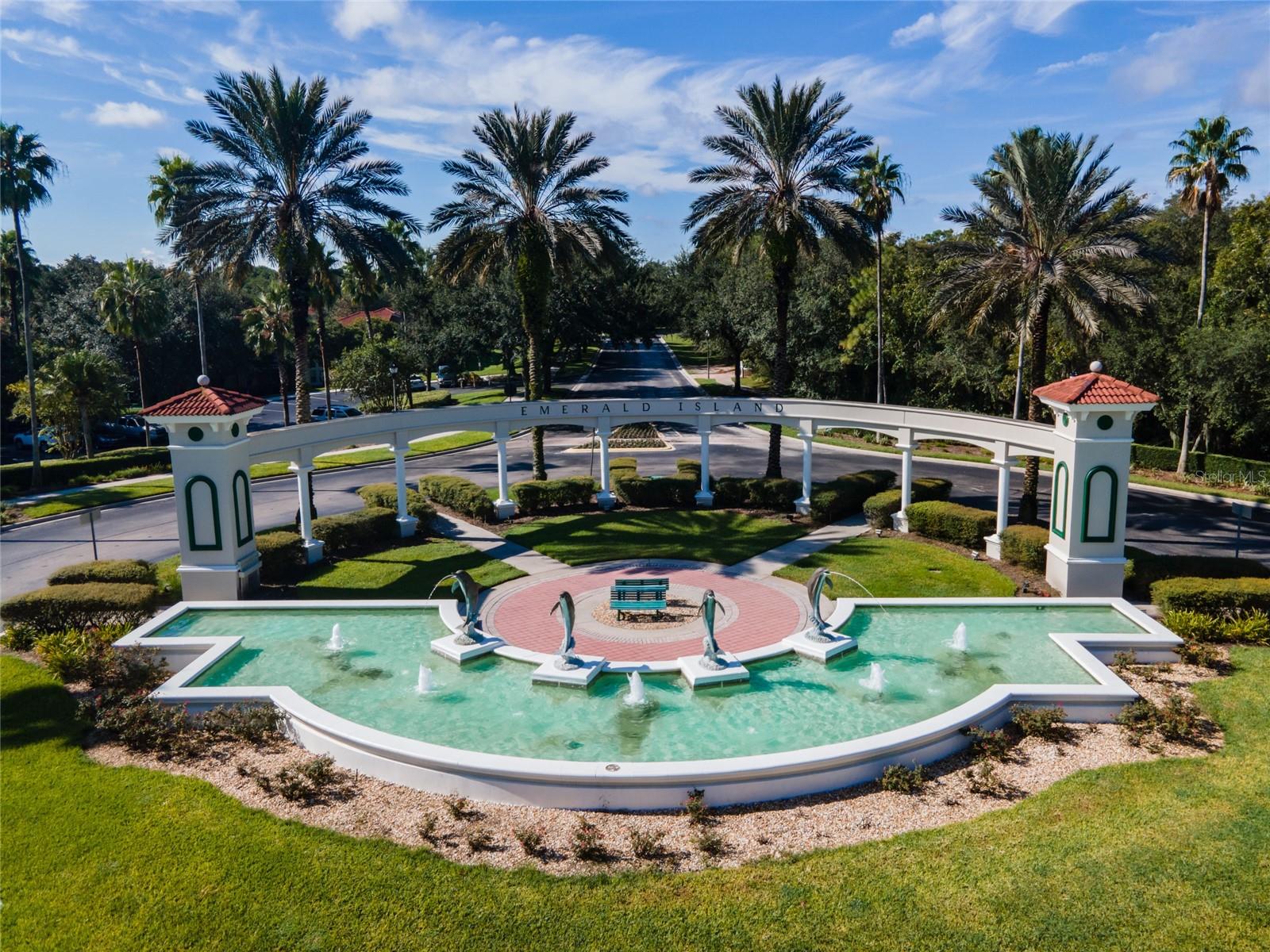 EMERALD ISLAND RESORT PH 1 - Residential