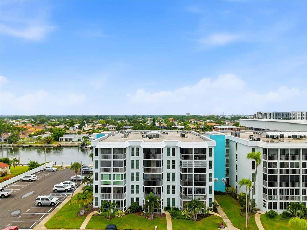 Photo of 4900 38th Way S #404, St Petersburg, FL 33711 (MLS # TB8536631)