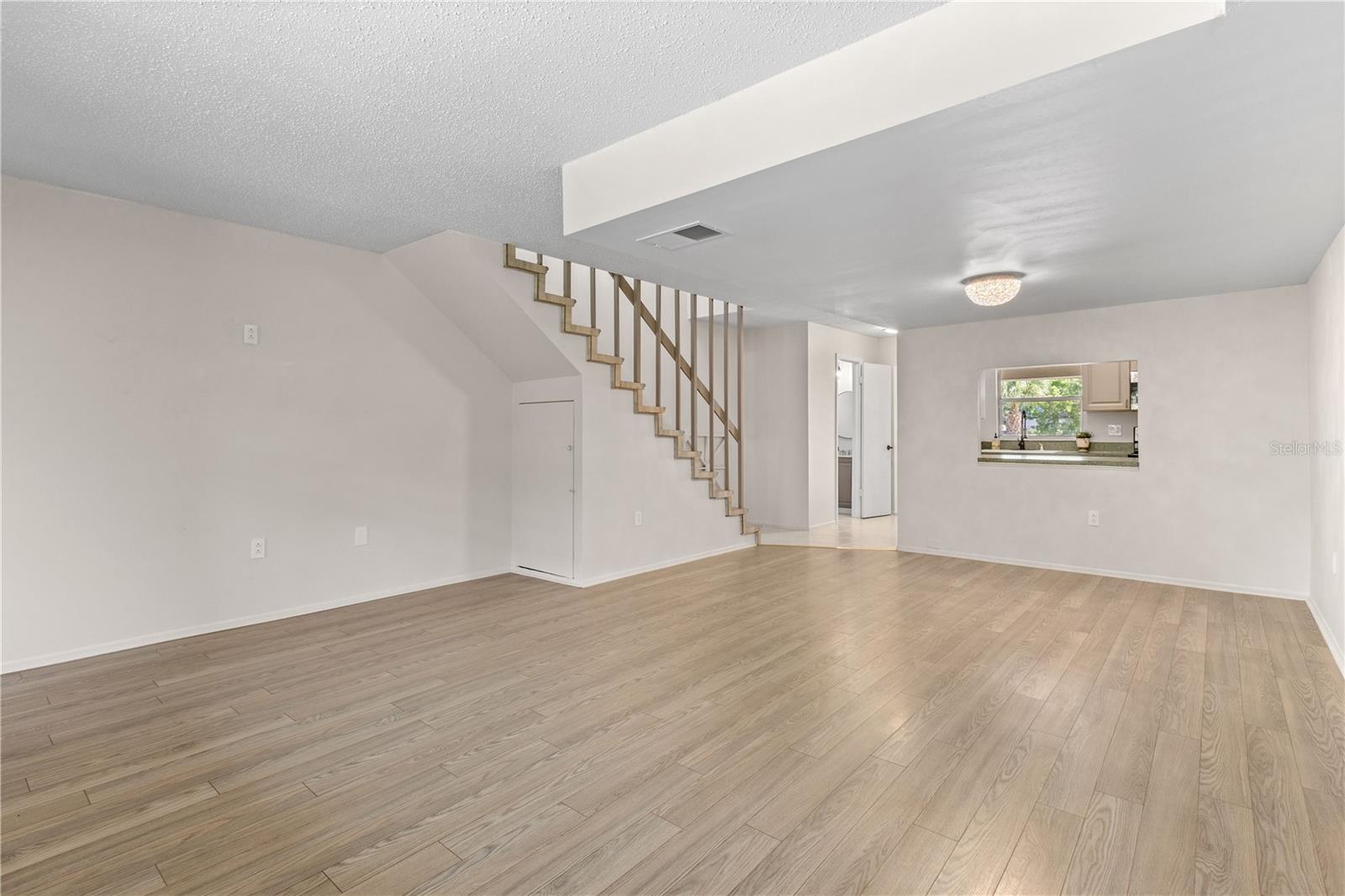 RAMBLEWOOD ACRES - Residential