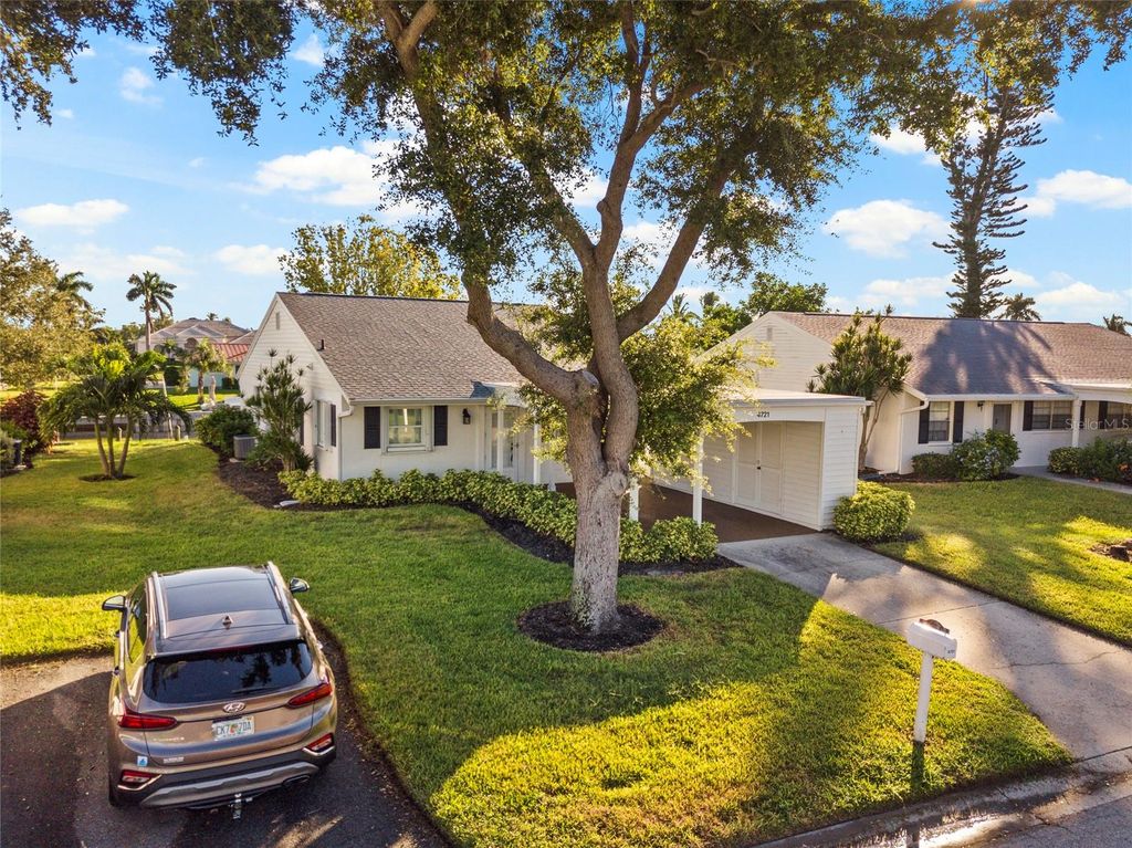 Photo of 4721 Mount Vernon Drive, Bradenton, FL 34210 (MLS # A4666685)