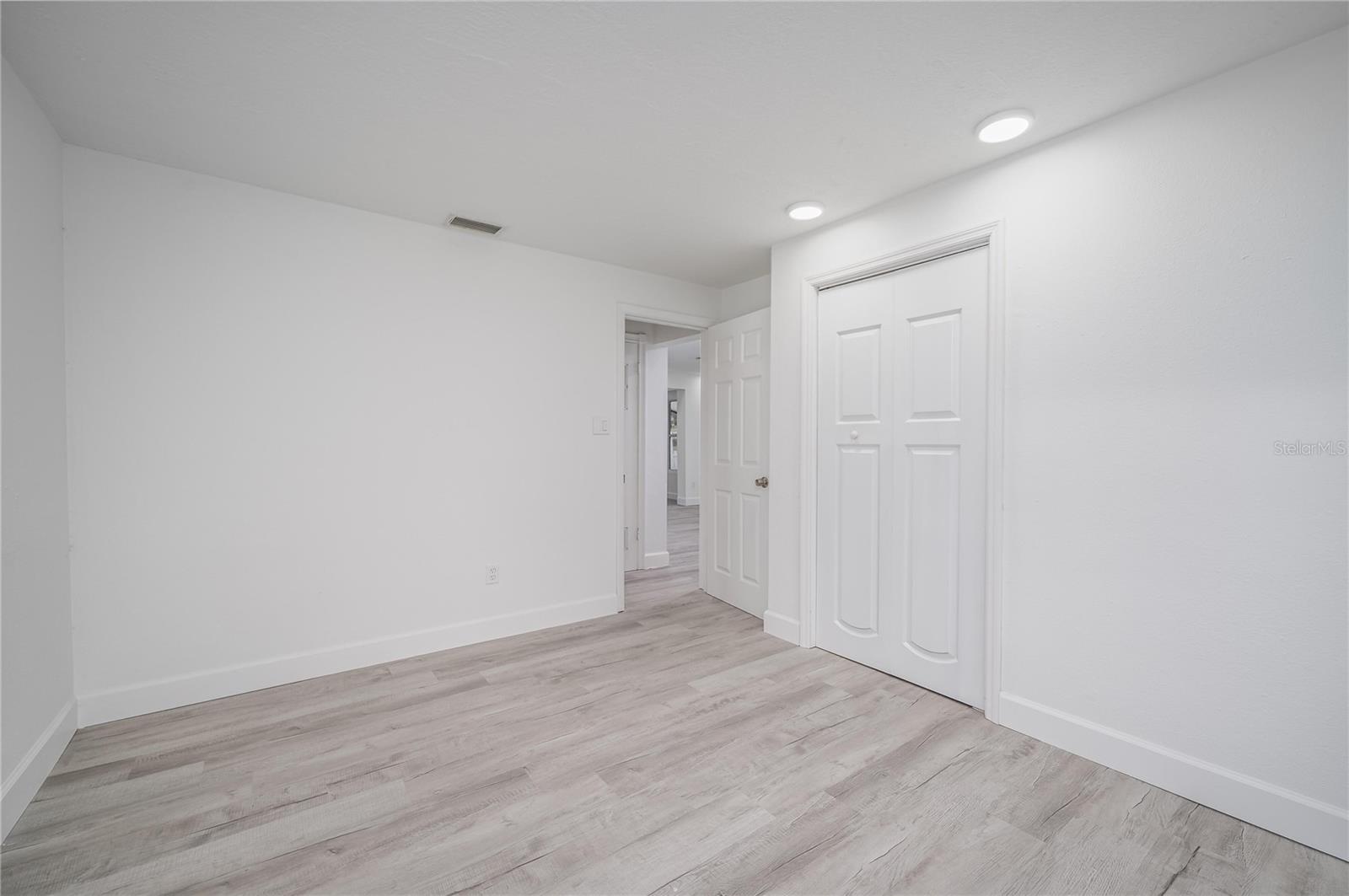 SARASOTA SPGS - Residential