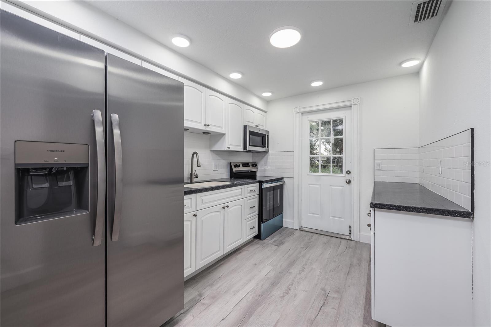 SARASOTA SPGS - Residential