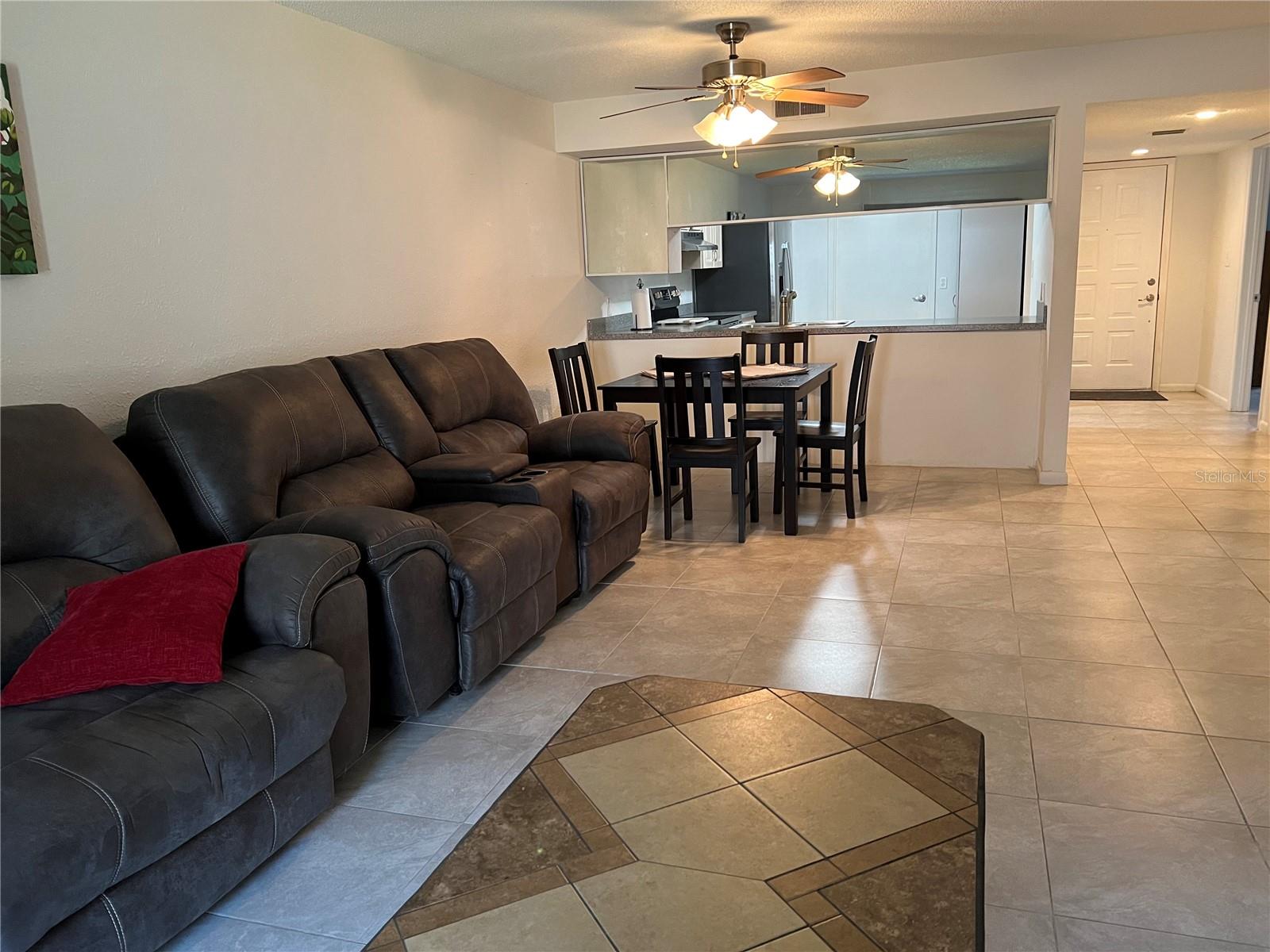 BRANDYWINE CONDO 01 - Residential Lease