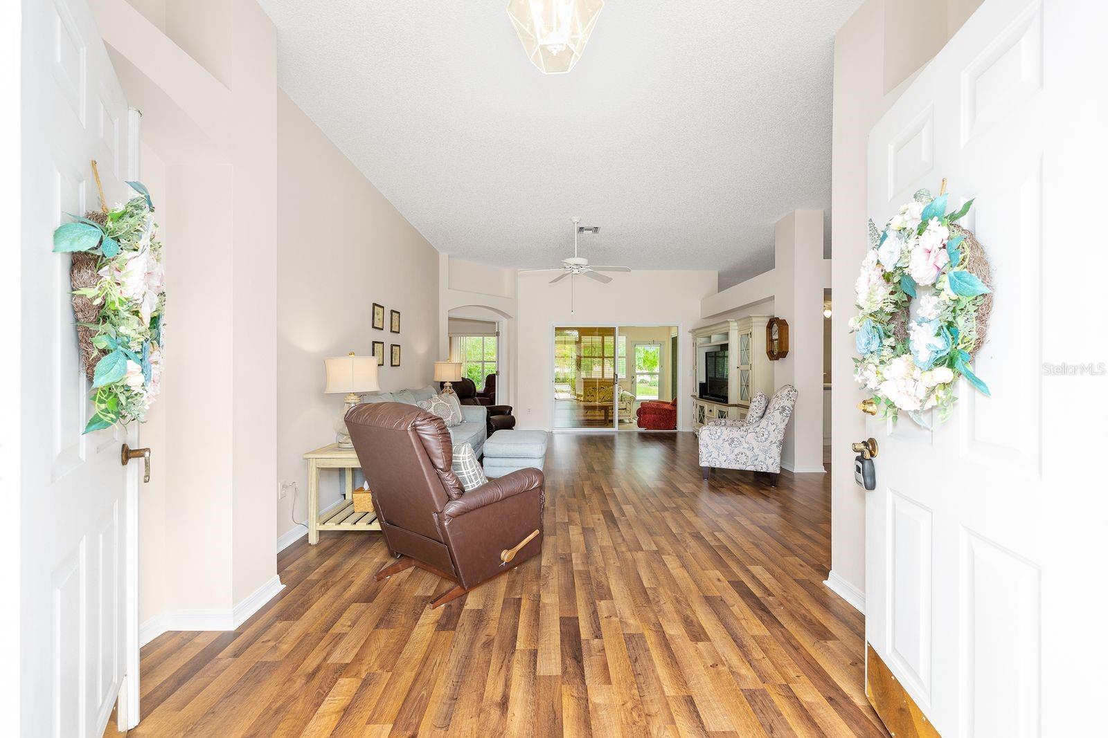 1605 CHAVEZ COURT
