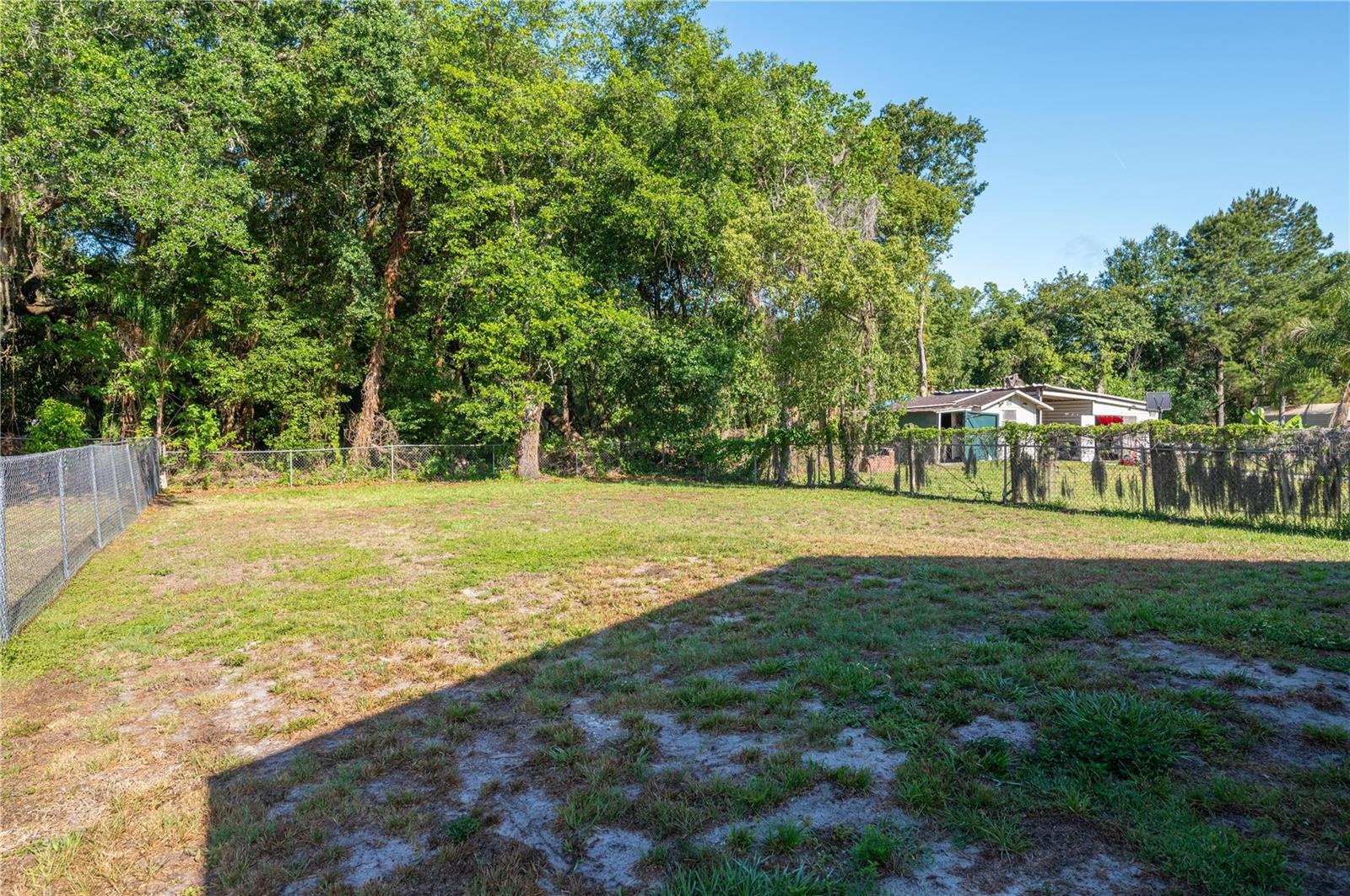 SUNRISE PARK - Residential