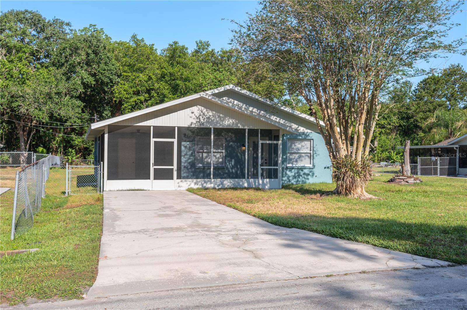 SUNRISE PARK - Residential