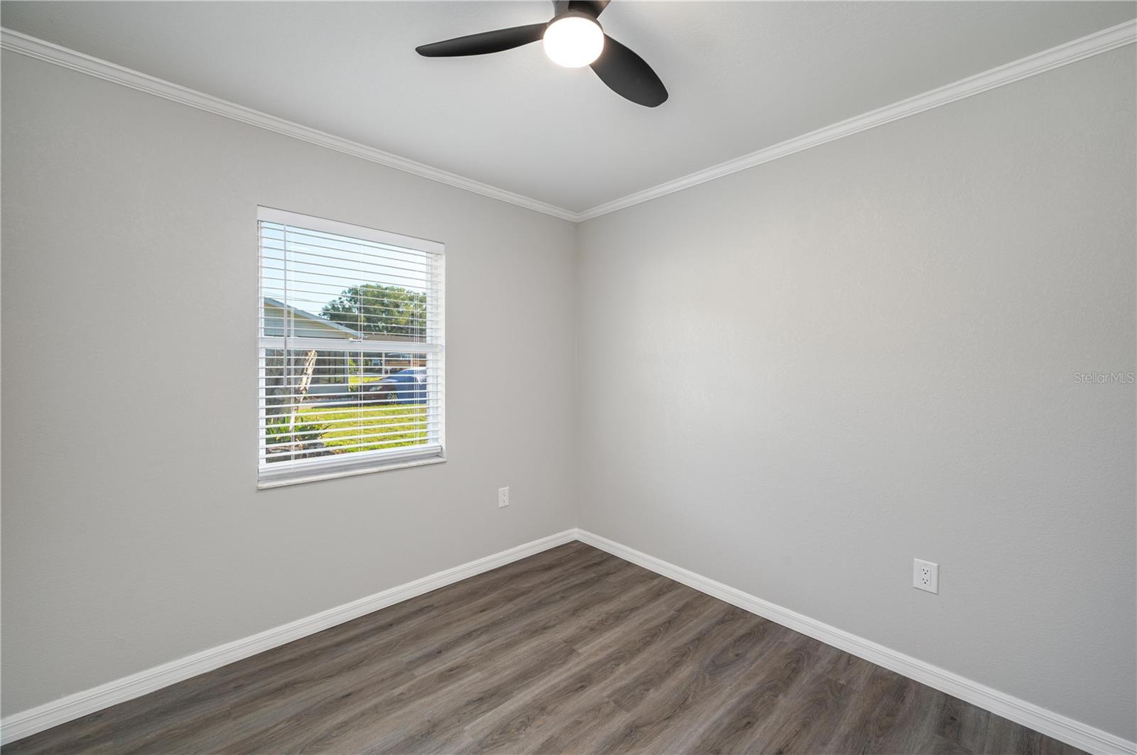 SUNRISE PARK - Residential
