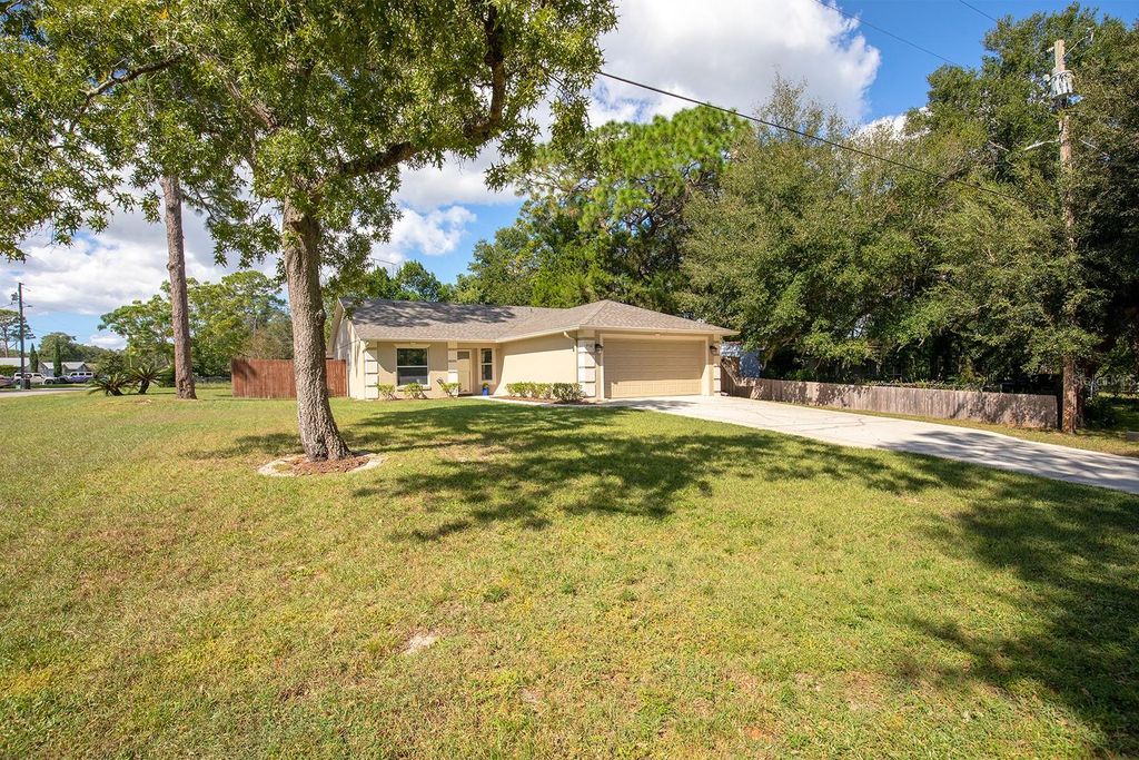 Photo of 950 Spring Garden Street, Altamonte Springs, FL 32701 (MLS # O6356152)