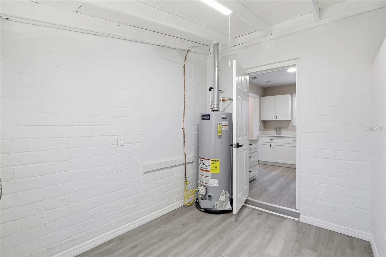 ROPER ADDN - Residential