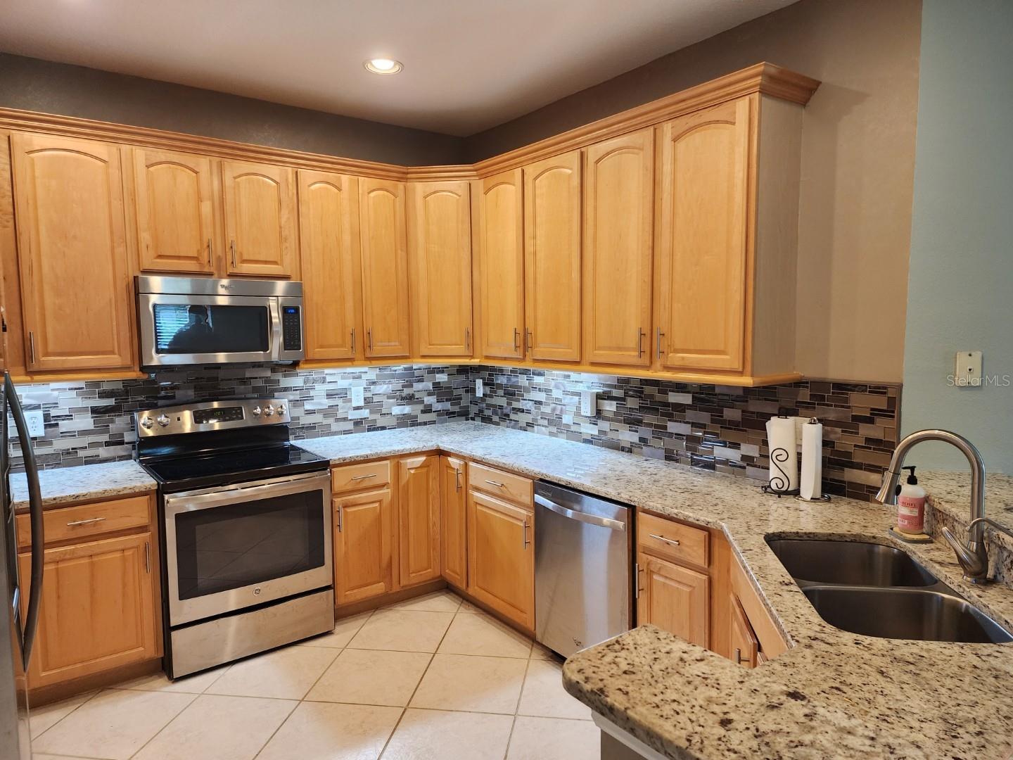 CAMBRIDGE VILLAS PH I & II - Residential