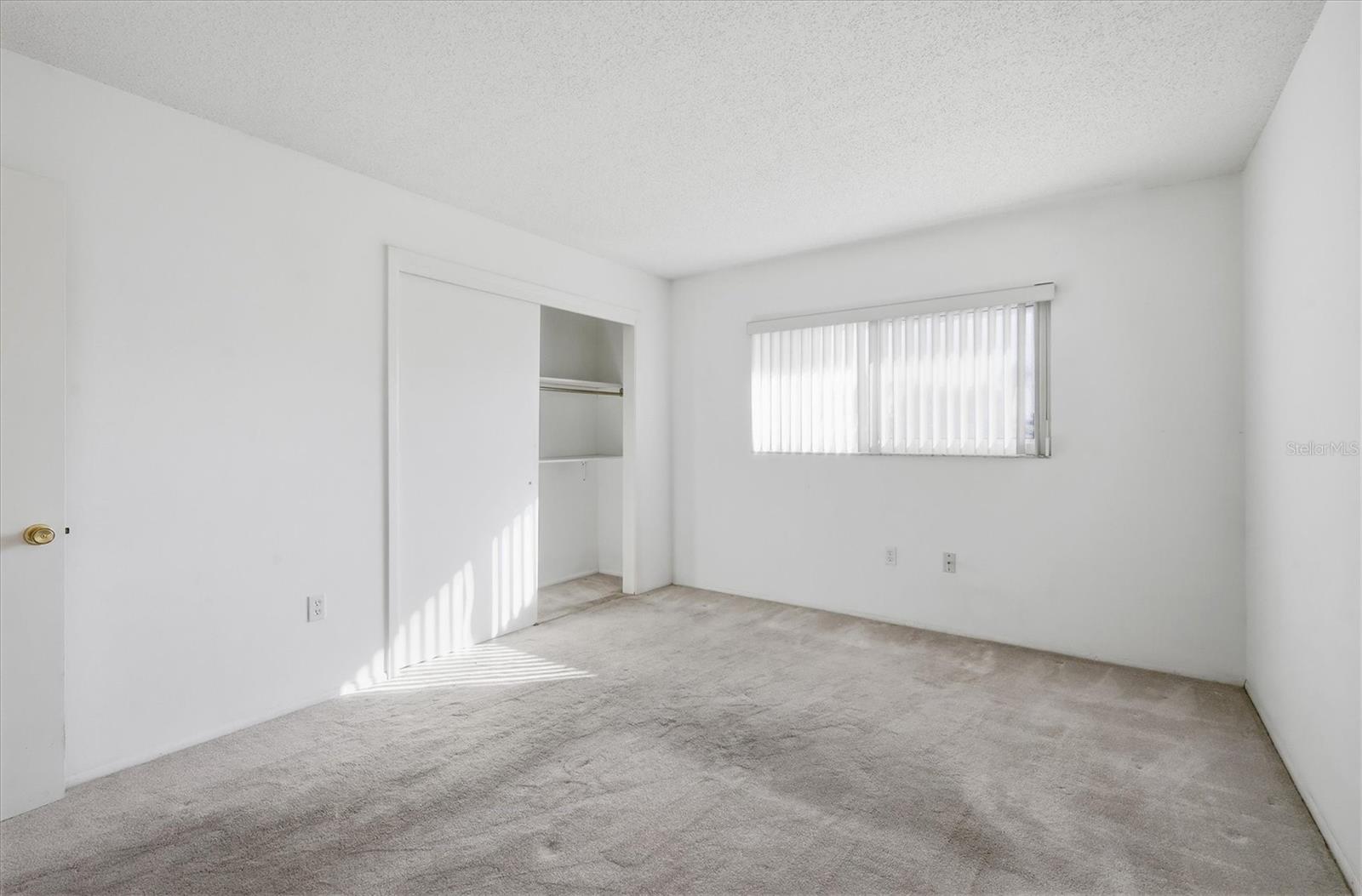 VILLAGE GREEN OF BRADENTON SEC 4 - Residential