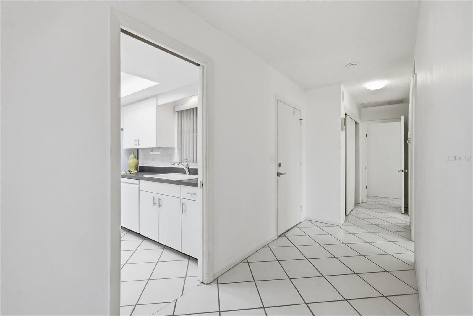 VILLAGE GREEN OF BRADENTON SEC 4 - Residential