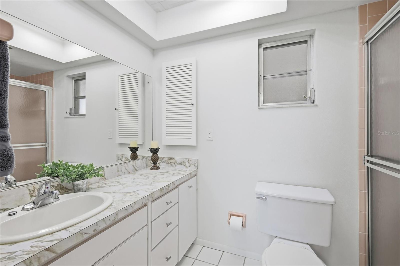 VILLAGE GREEN OF BRADENTON SEC 4 - Residential