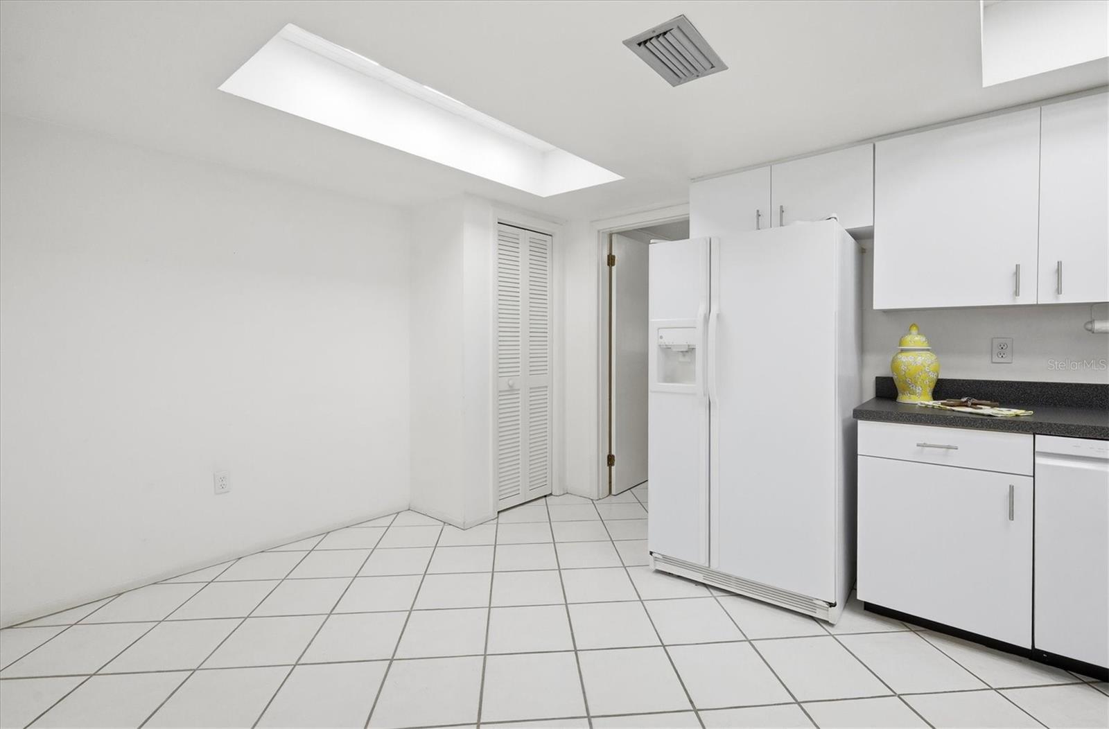 VILLAGE GREEN OF BRADENTON SEC 4 - Residential