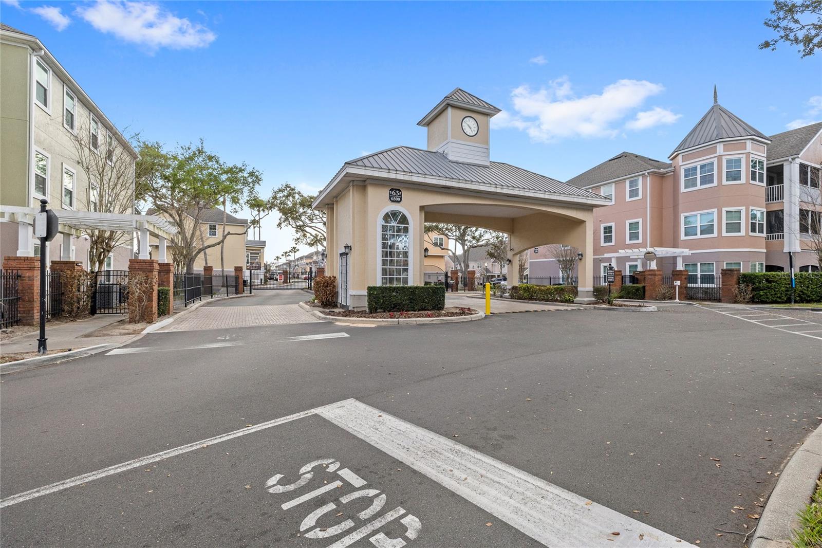 HAMPTONS/METROWEST - Residential