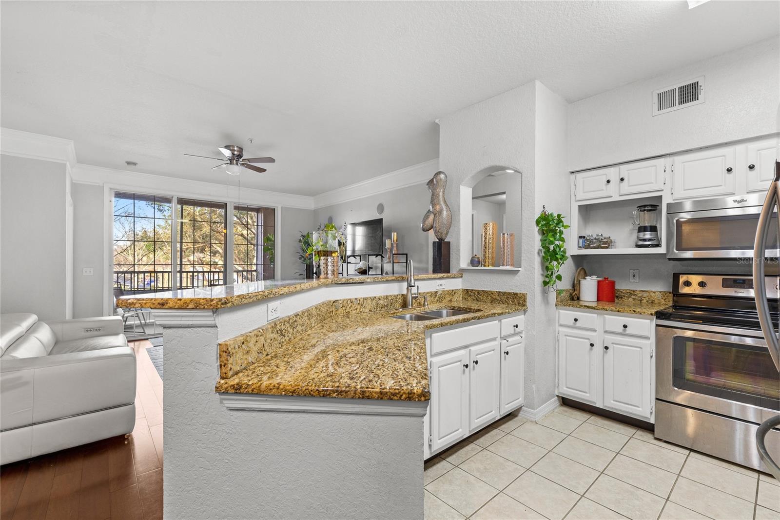 HAMPTONS/METROWEST - Residential