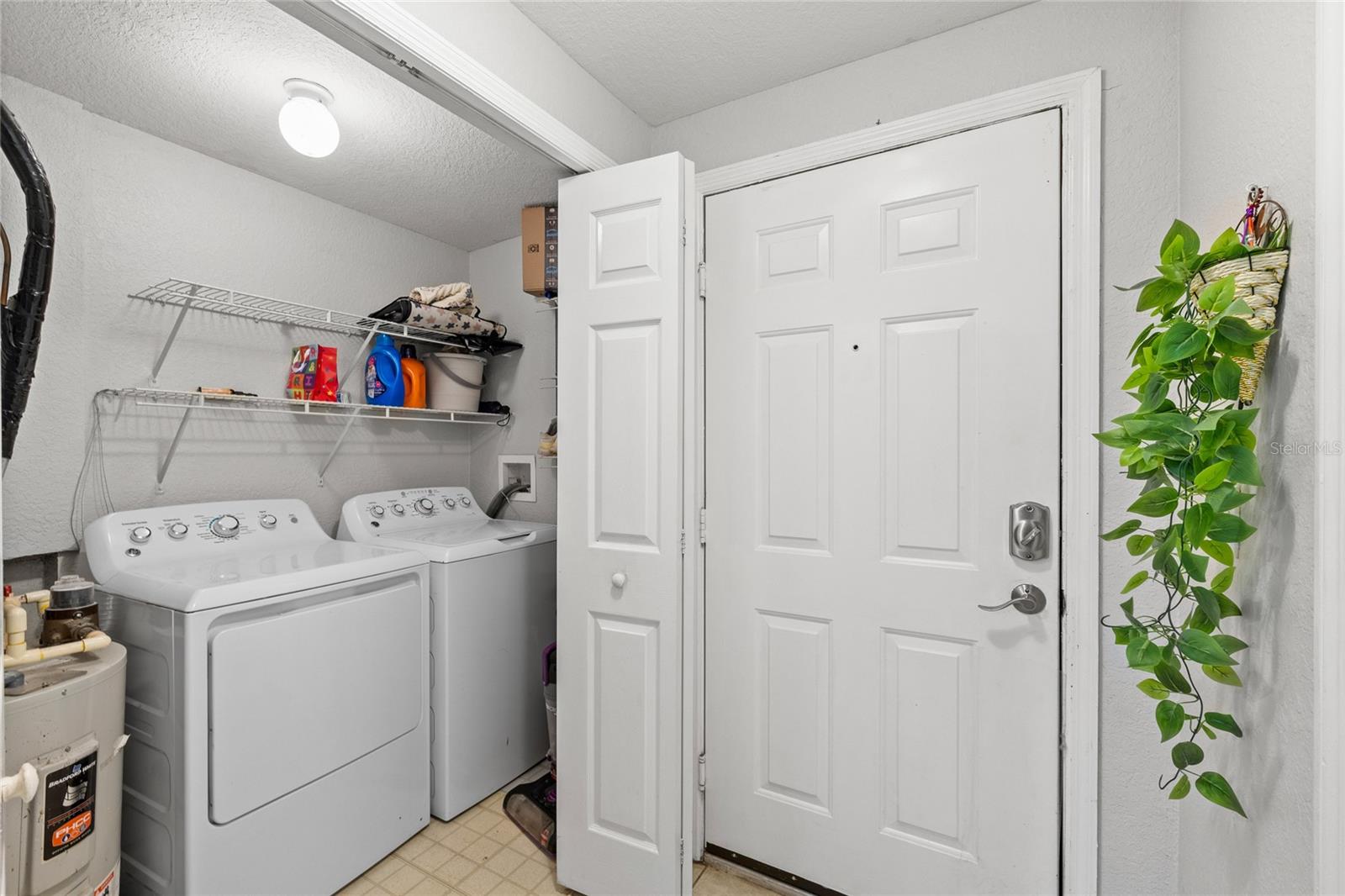 HAMPTONS/METROWEST - Residential