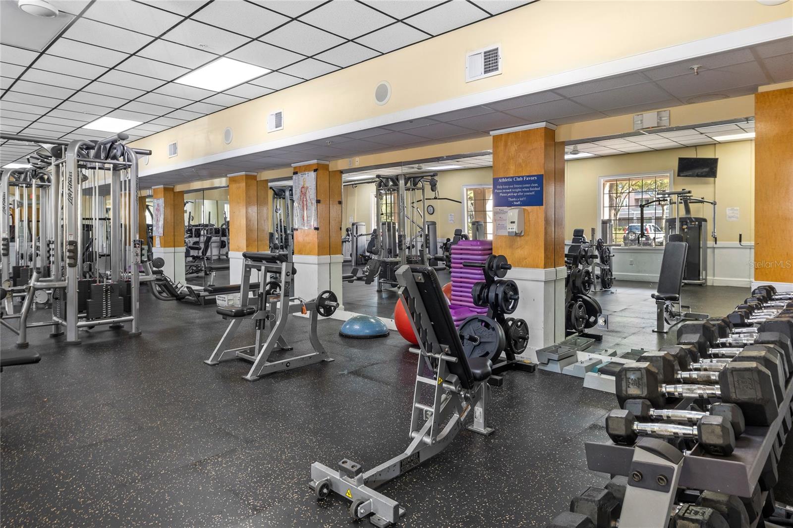 HAMPTONS/METROWEST - Residential