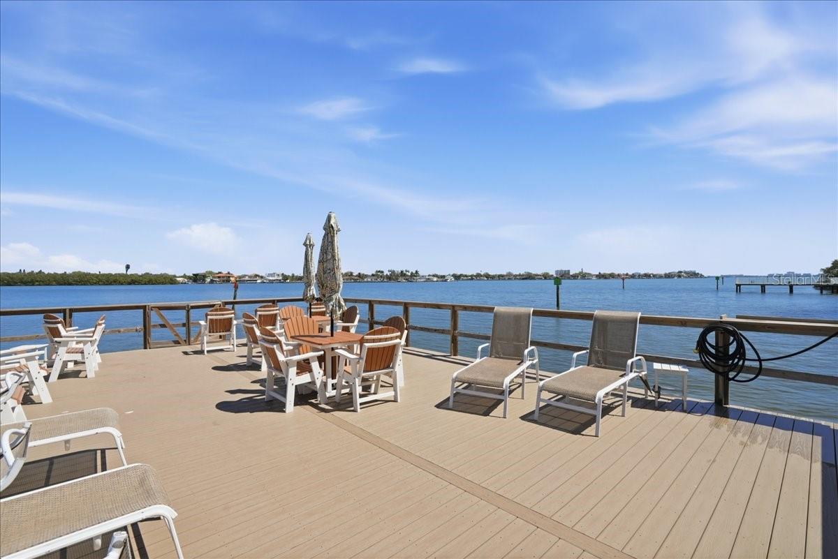 SHORE CREST BLDG - Residential