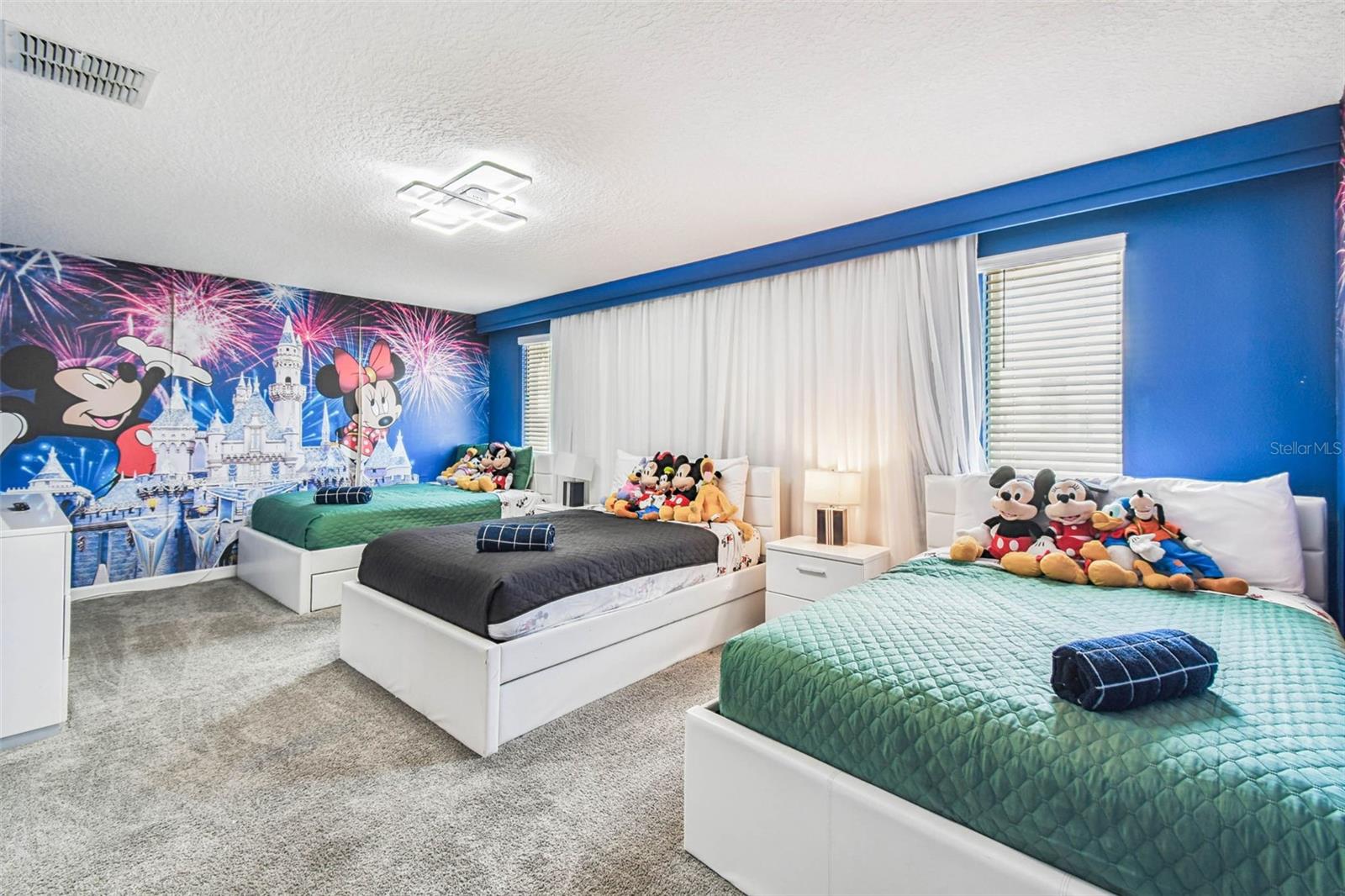 STONEYBROOK SOUTH NORTH PRCL PH - Residential Income